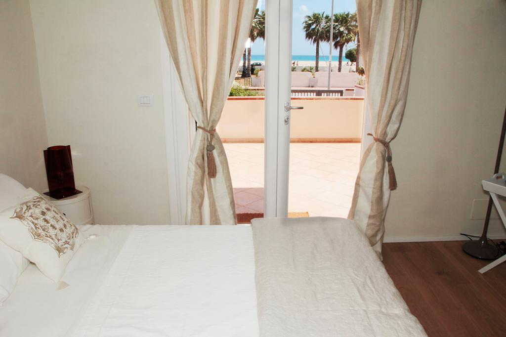 Faro 33 Hotel San Vito Lo Capo Exterior photo